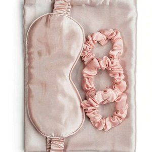 Brand New in Box Zoe Ayla Silky Sleep Set In Pink!